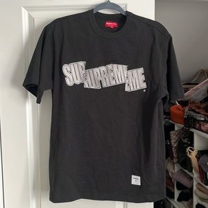 Supreme black thirt